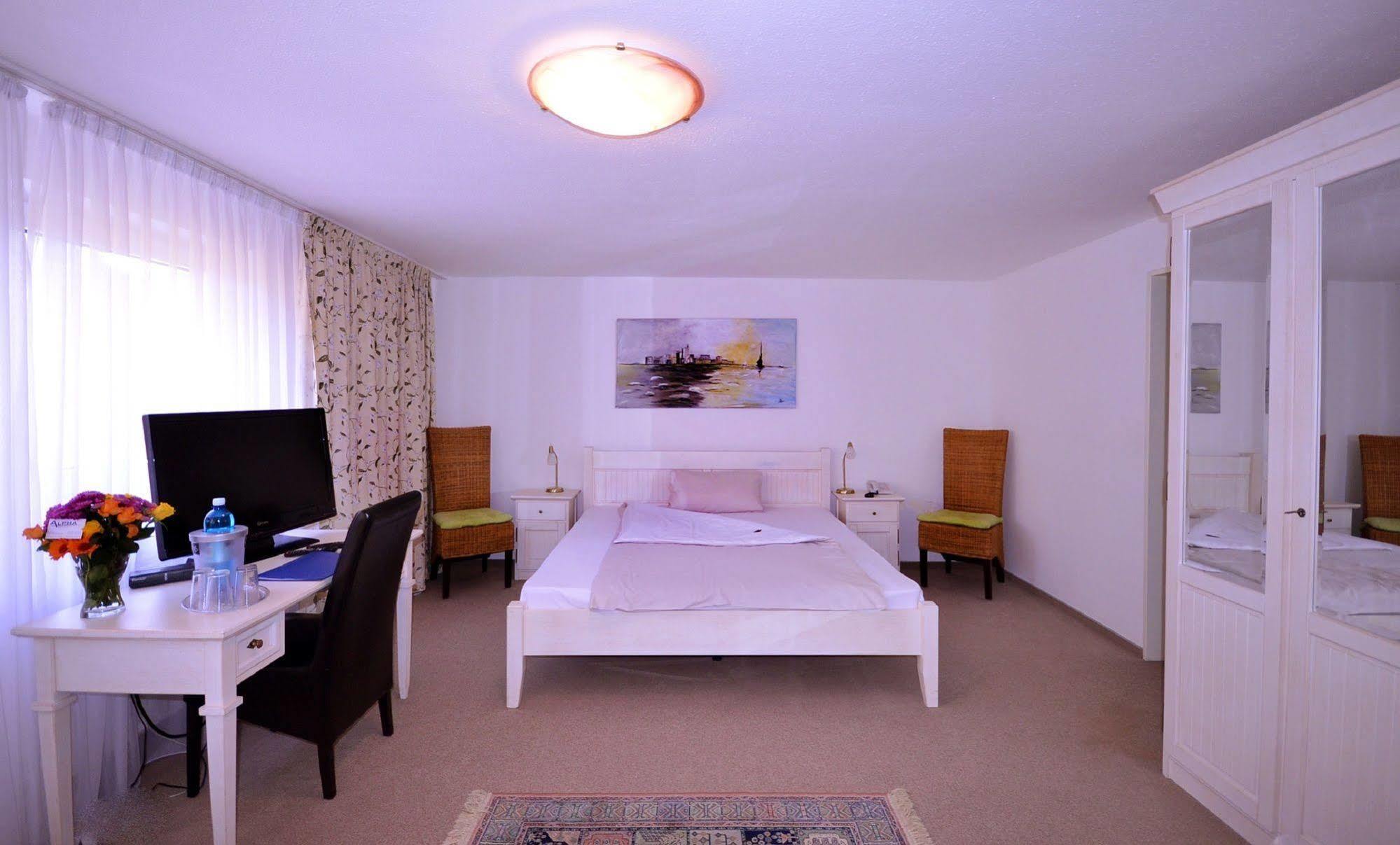 Alpha Hotel Garni Dietzenbach Kültér fotó